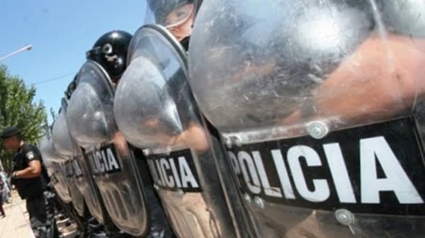 polis1