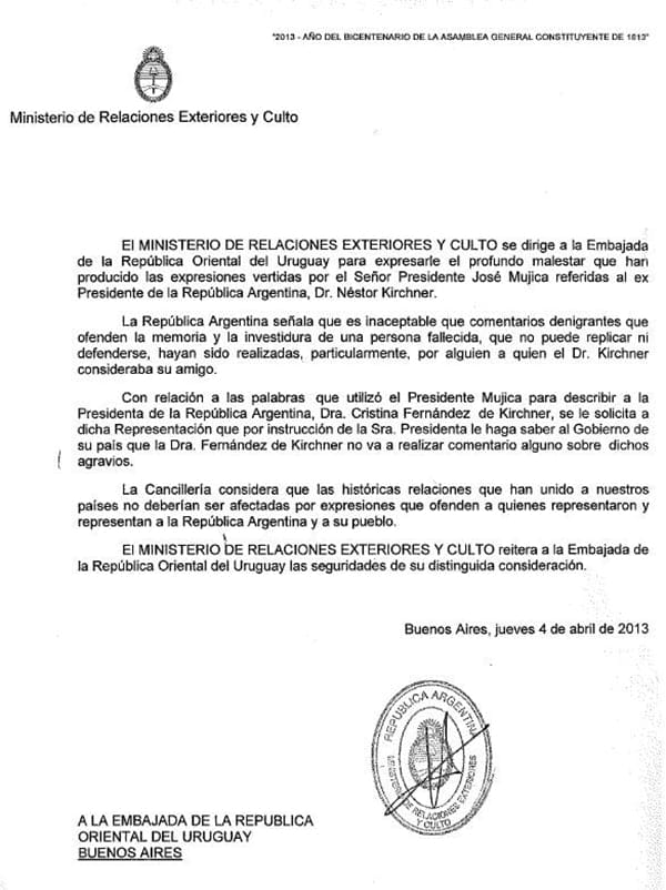 antiMujica