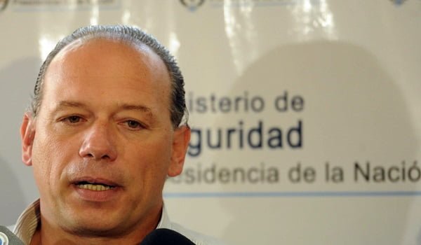 Sergio Berni, secretario de Seguridad de la Nación, encabezó el anuncio del operativo por los cortes con la ministra del área, Cecilia Rodríguez.