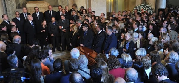 Los miembros de la Corte encabezaron una ceremonia en Tribunales donde se realizó el velatorio de la jueza Carmen Argibay. Foto: Télam