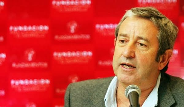 Julio Cobos fue uno de los primeros políticos del país en opinar sobre el gobierno respecto al fallo de la Corte de Estados Unidos a favor de los buitres.