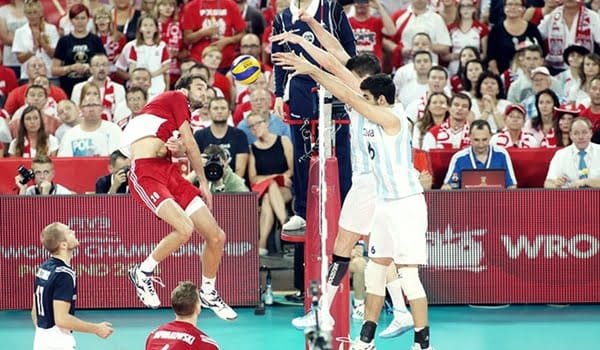 Argentina cayó con Polonia, como anticipaban los antecedentes de ambos equipos.