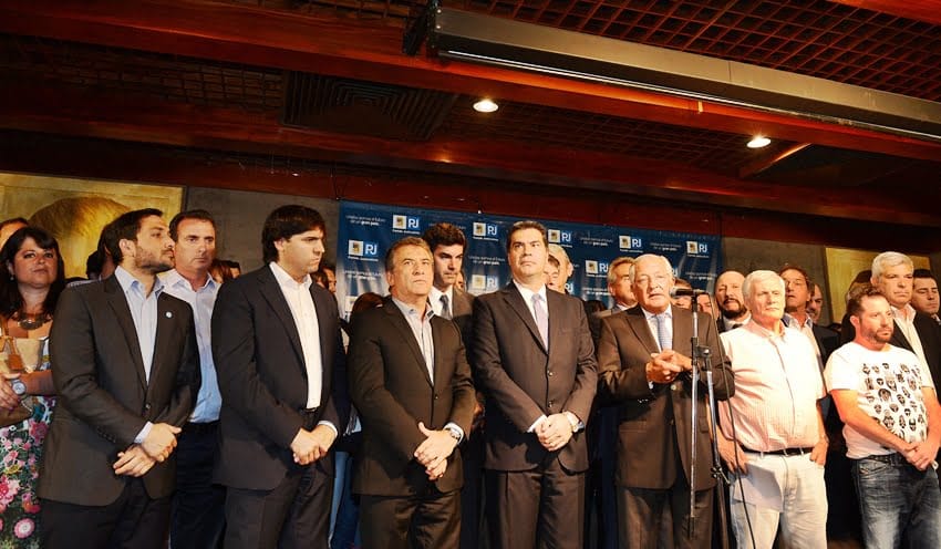 El Conseja Nacional del Partido Justicialista en pleno salió a apoyar a la Presidenta.