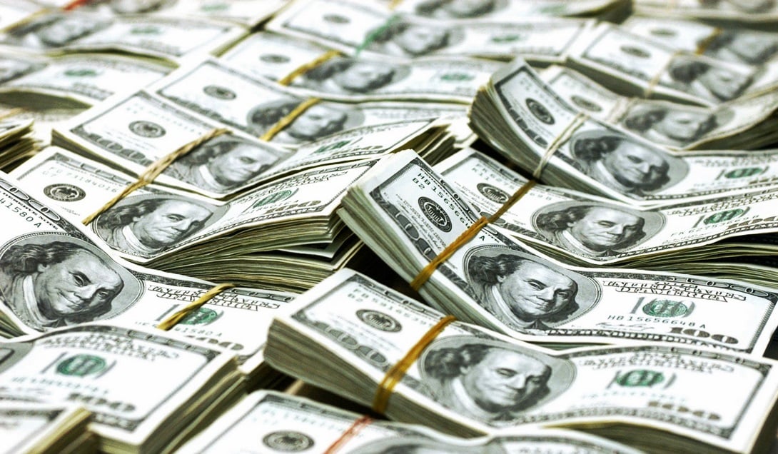 dolares