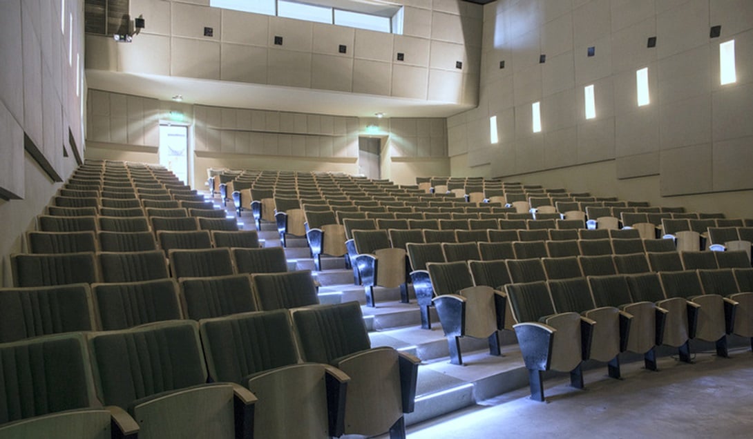 nave-universitaria
